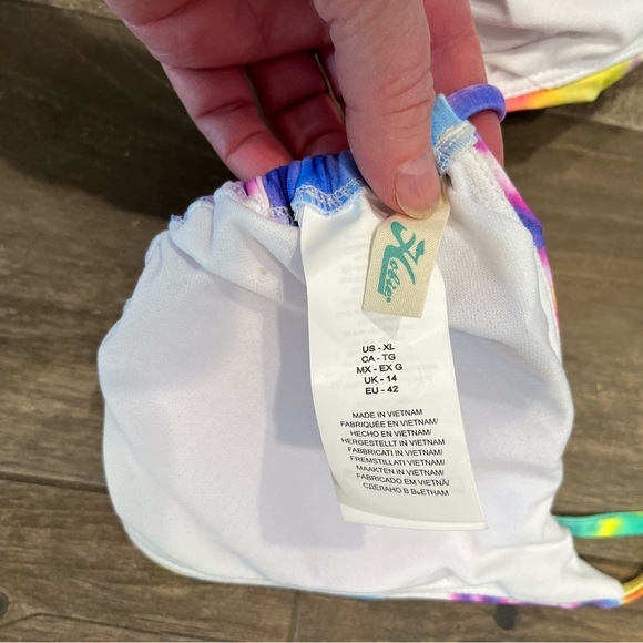 Hobie Tie Dye Rainbow String Bikini Sz XL To dye for Triangle Top & Side Thong - Picture 6 of 7